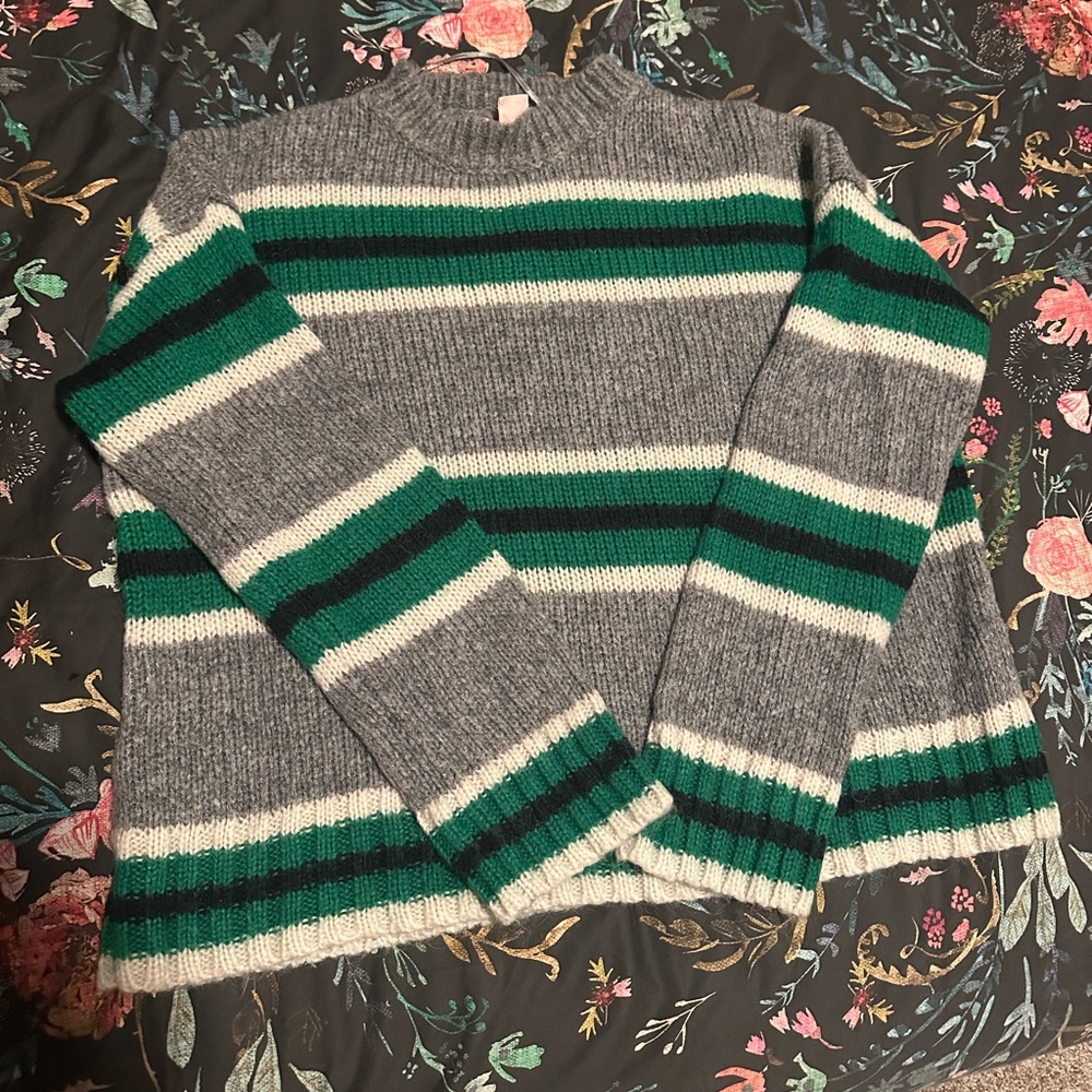 Urban Outfitters Sweater